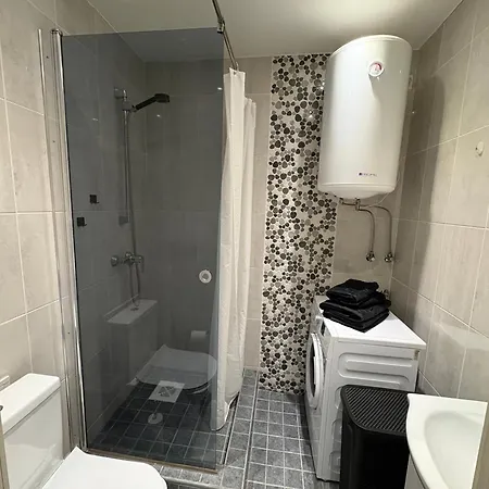 Riverside Apartman